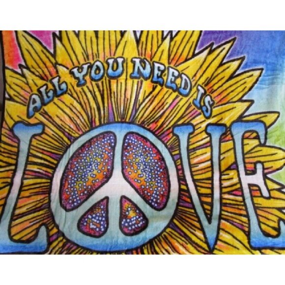 New All You Need Is Love Lennon & McCartney Plush Throw Gift Blanket Beatles NIP - Picture 2 of 4